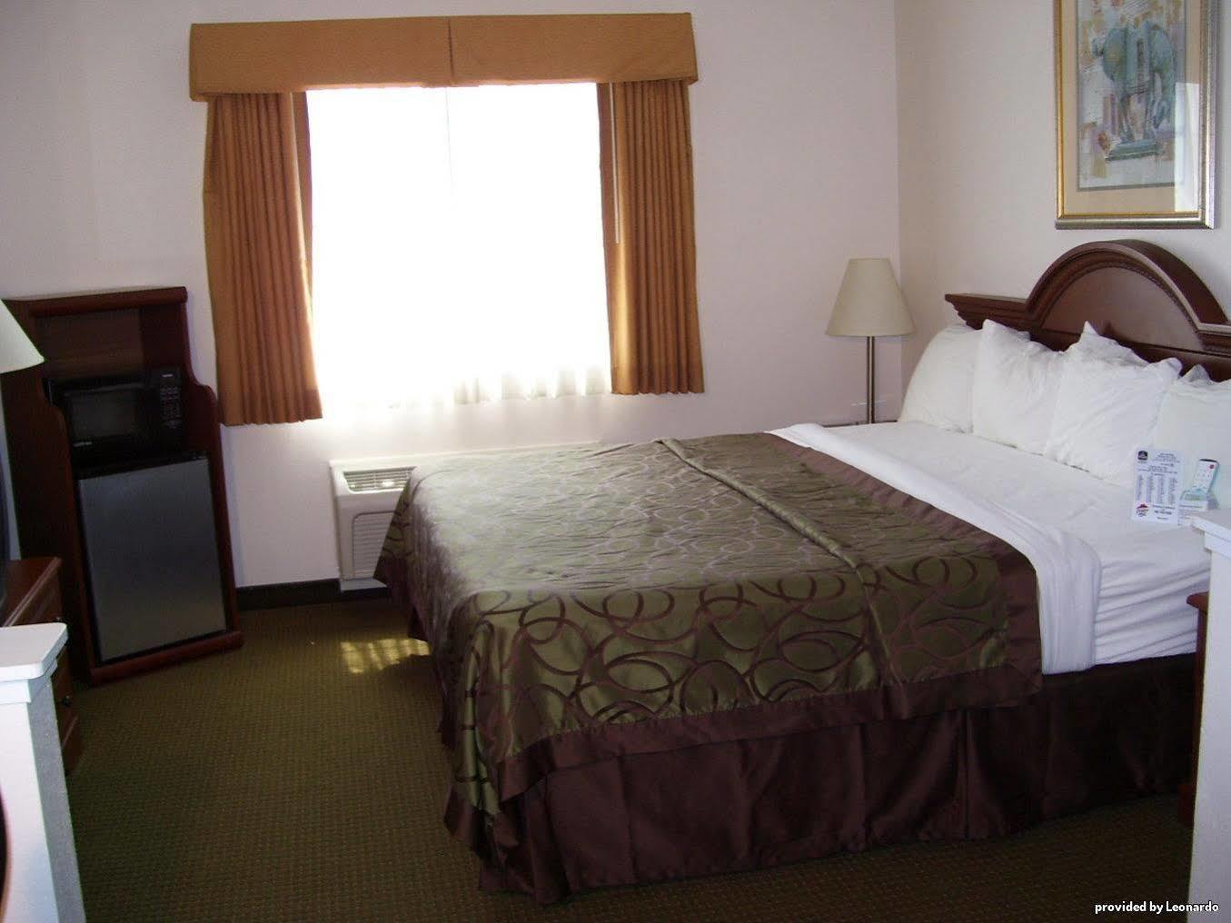 Best Western Plus Wakeeney Inn & Suites Zewnętrze zdjęcie