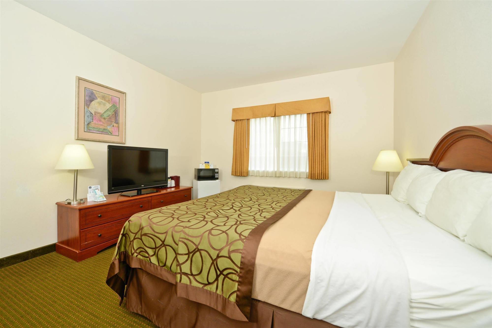 Best Western Plus Wakeeney Inn & Suites Zewnętrze zdjęcie
