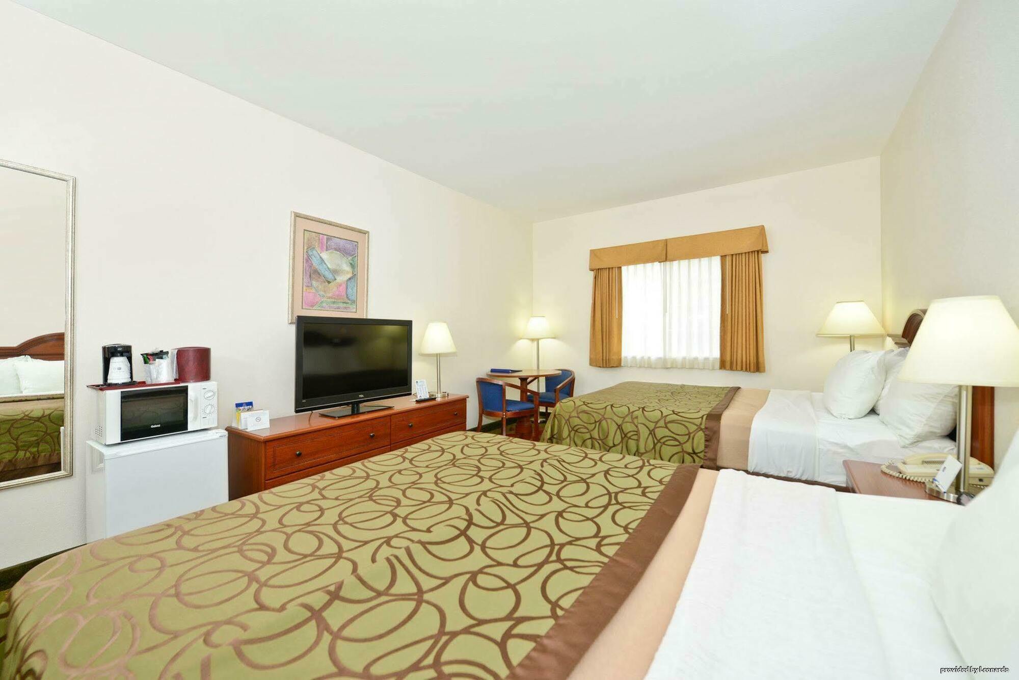 Best Western Plus Wakeeney Inn & Suites Zewnętrze zdjęcie