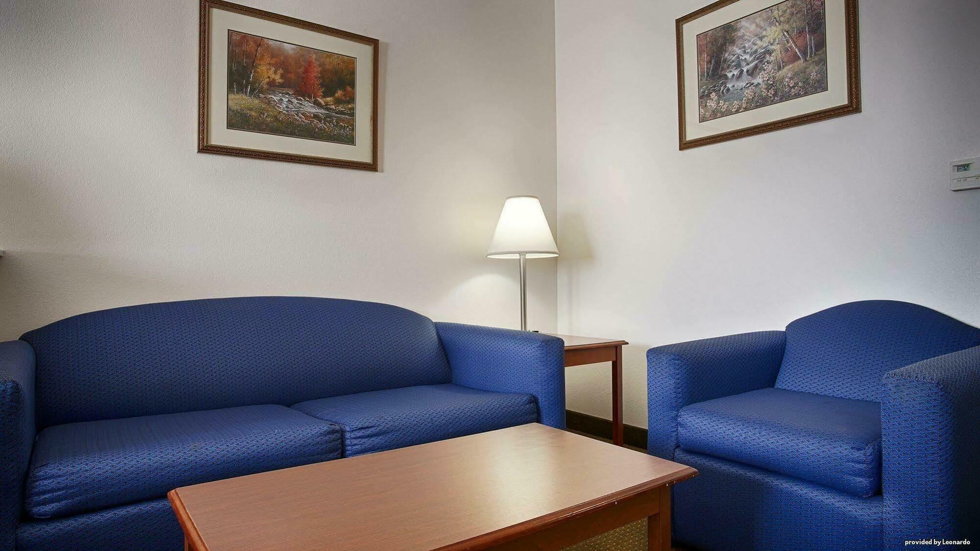 Best Western Plus Wakeeney Inn & Suites Zewnętrze zdjęcie